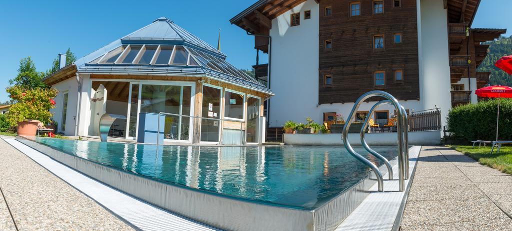 Hotel Simmerlwirt นีเดอเรา ภายนอก รูปภาพ
