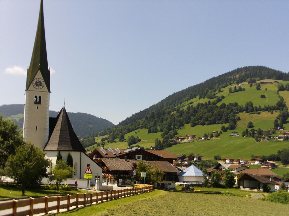 Hotel Simmerlwirt นีเดอเรา ภายนอก รูปภาพ